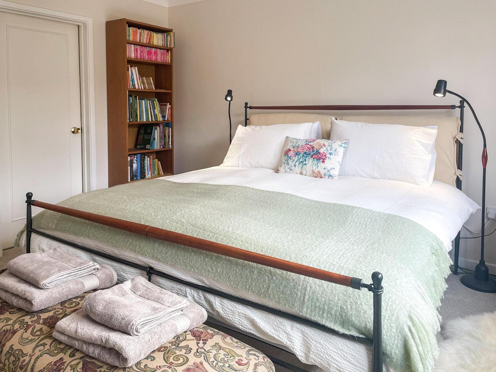 Villa Millbrook Bere Regis Esterno foto